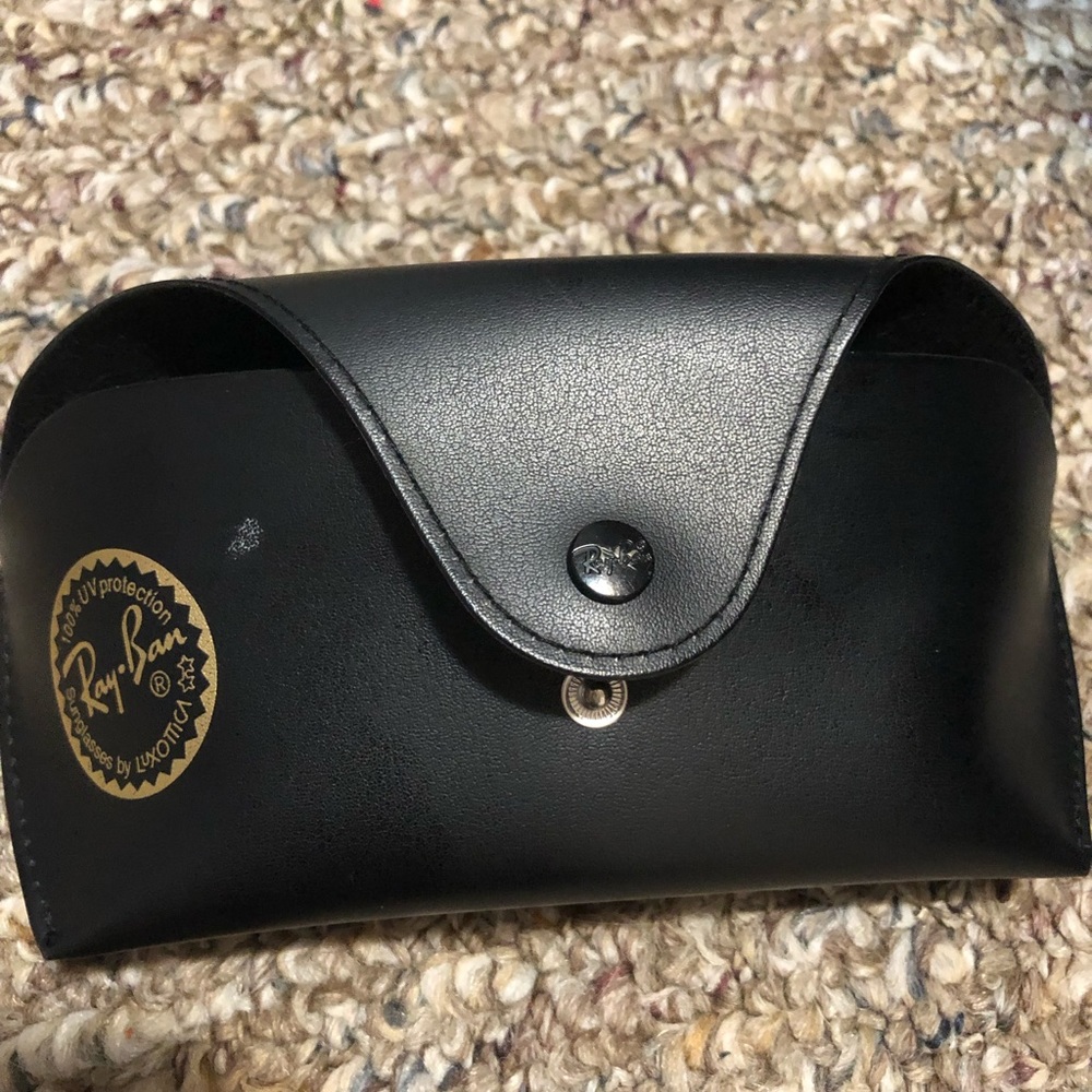 RayBan Sunglasses - Picture 6 of 7